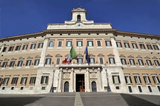 veduta-della-facciata-principale